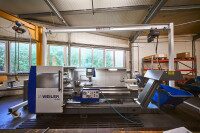 CNC-Drehmaschine von WEILER bei duotec Sondermaschinenbau in der präzisen Metallbearbeitung